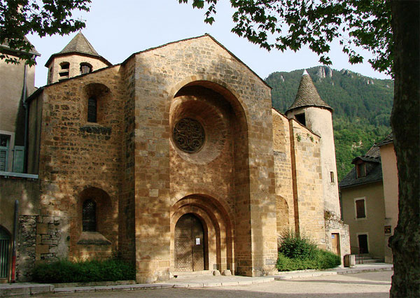 Kirche St. Peter und Paul Ispagnac